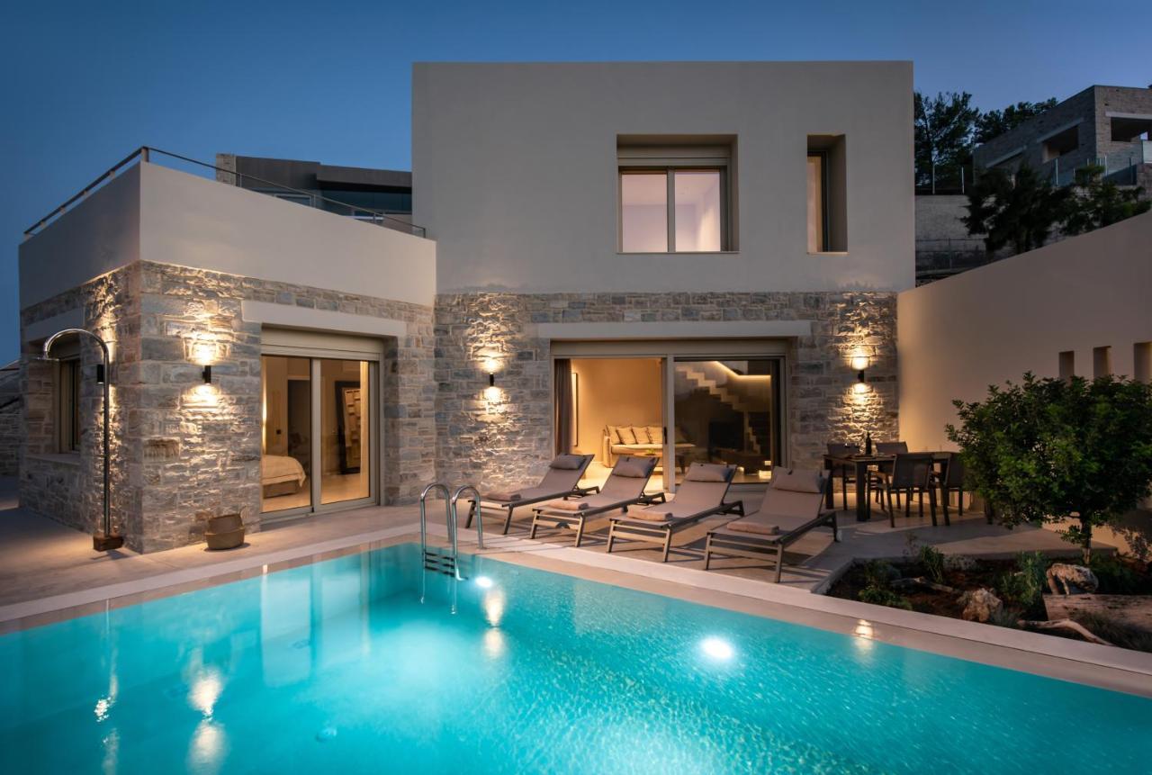 Luxury Residences *