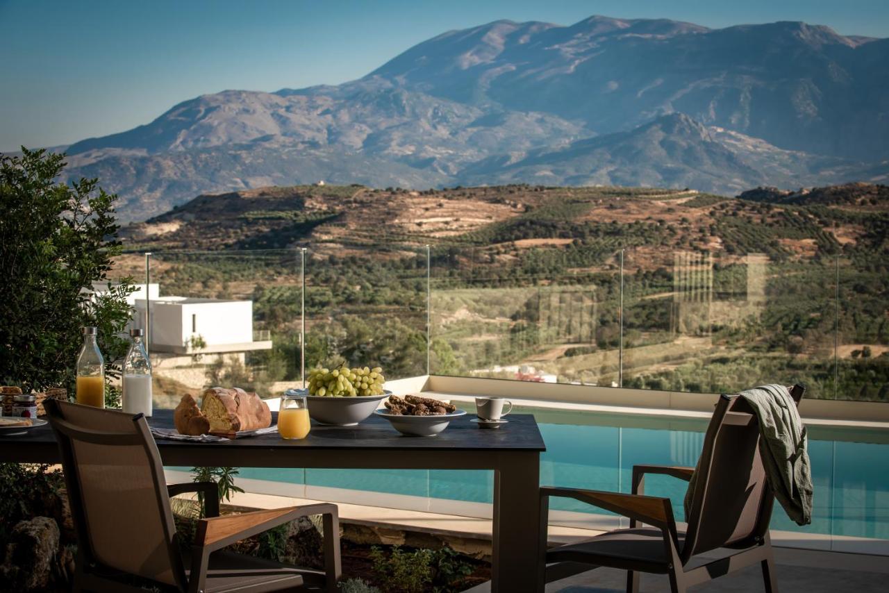 Luxury Residences Villa *